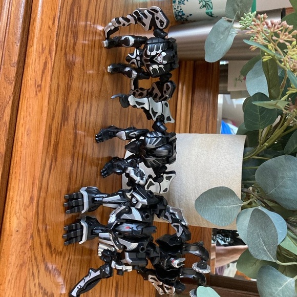 Action figures set of 4 - Picture 2 of 6